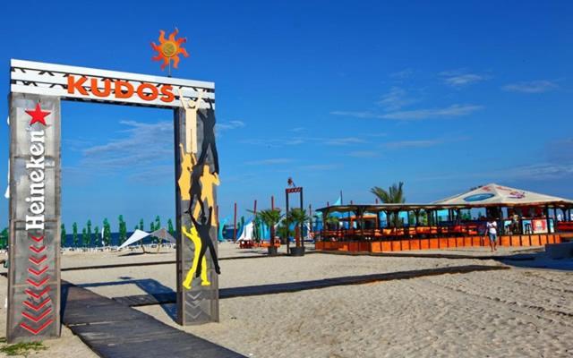 Twin Residence Five Mamaia Eksteriør billede
